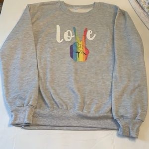 ❤️ “Love” Sweatshirt. NWOT. Size L.